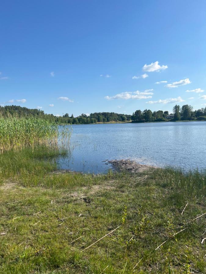 Domek Nad Jeziorem Kamien 2A Kowalewo Exterior photo